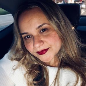 Meet your Posher, Bobbie